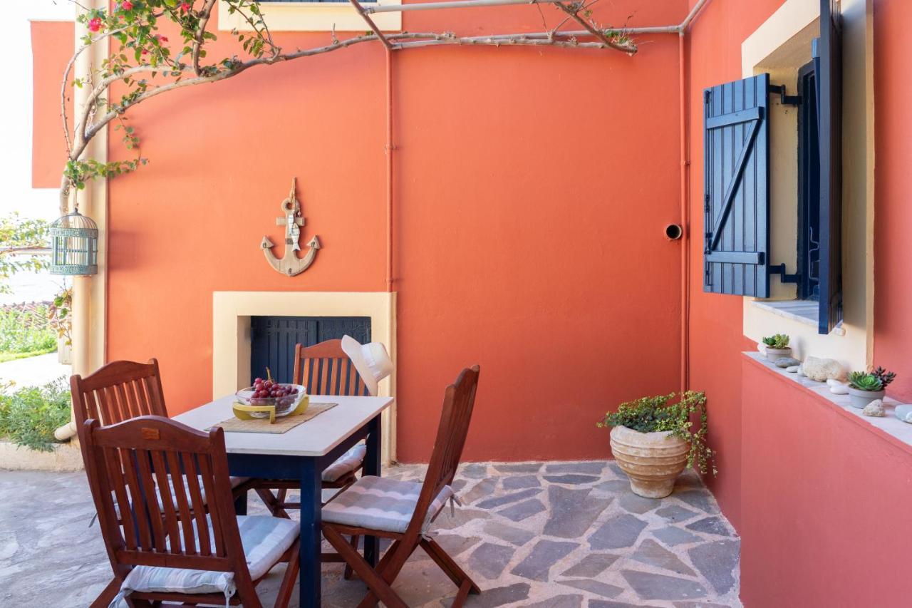 Karavádhos Aloe Studios, Waterfront Accommodation מראה חיצוני תמונה