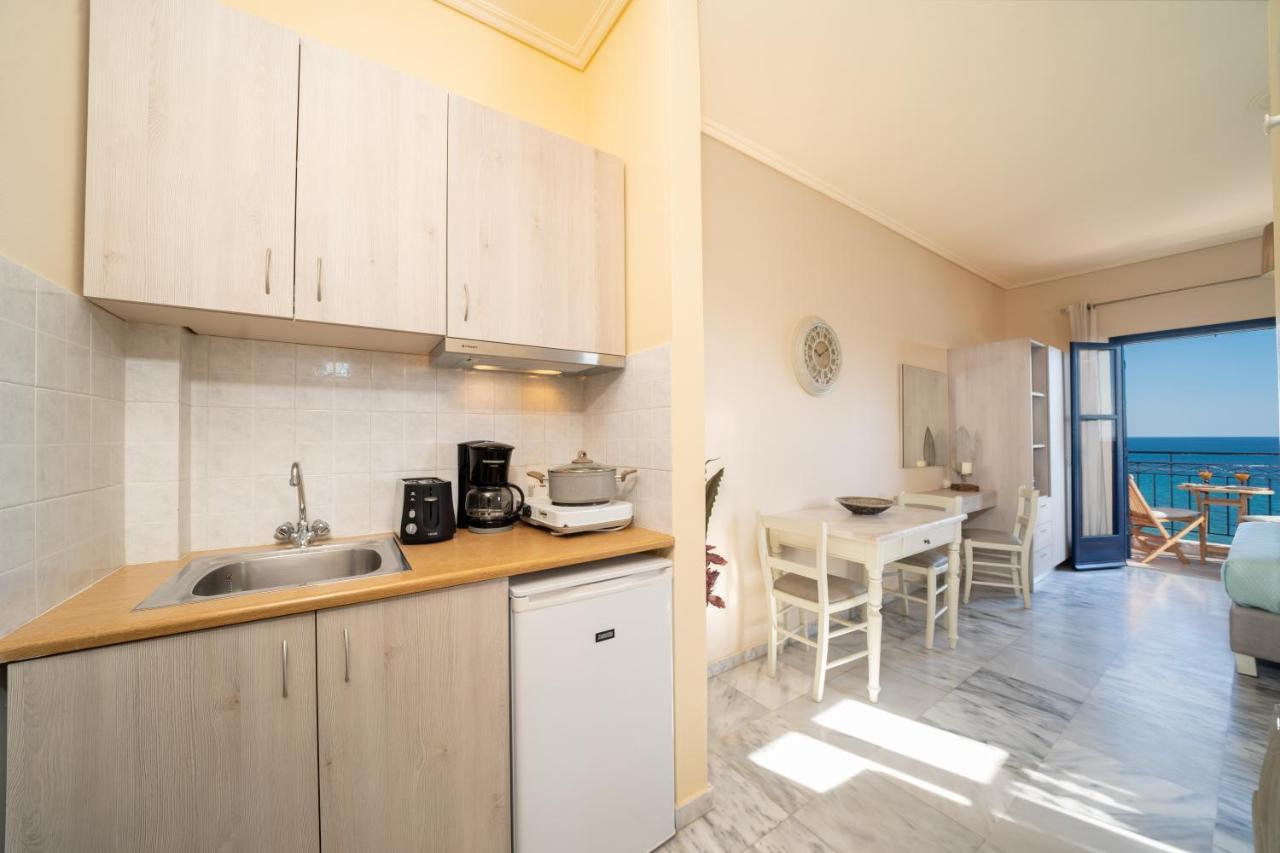 Karavádhos Aloe Studios, Waterfront Accommodation מראה חיצוני תמונה